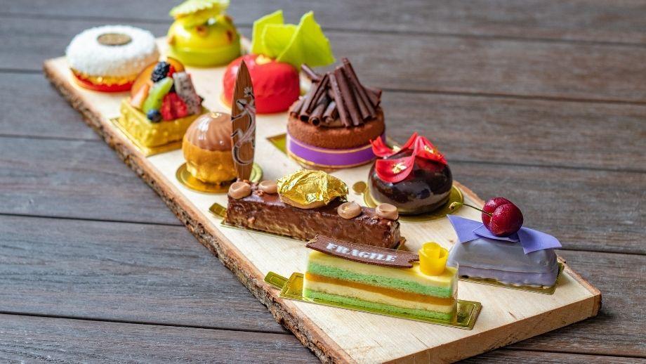 Banyan Tree Malaysia Kuala Lumpur Dining - Bake Cakes