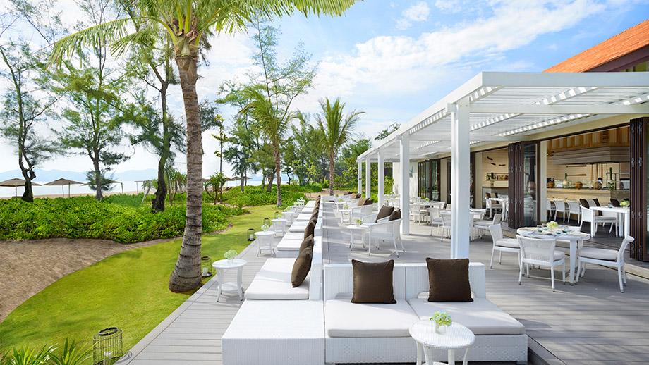 Banyan Tree Vietnam Lang Co Dining - Azura