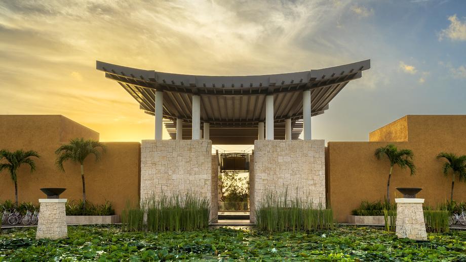 Banyan Tree Mexico Mayakoba Gallery Arrival