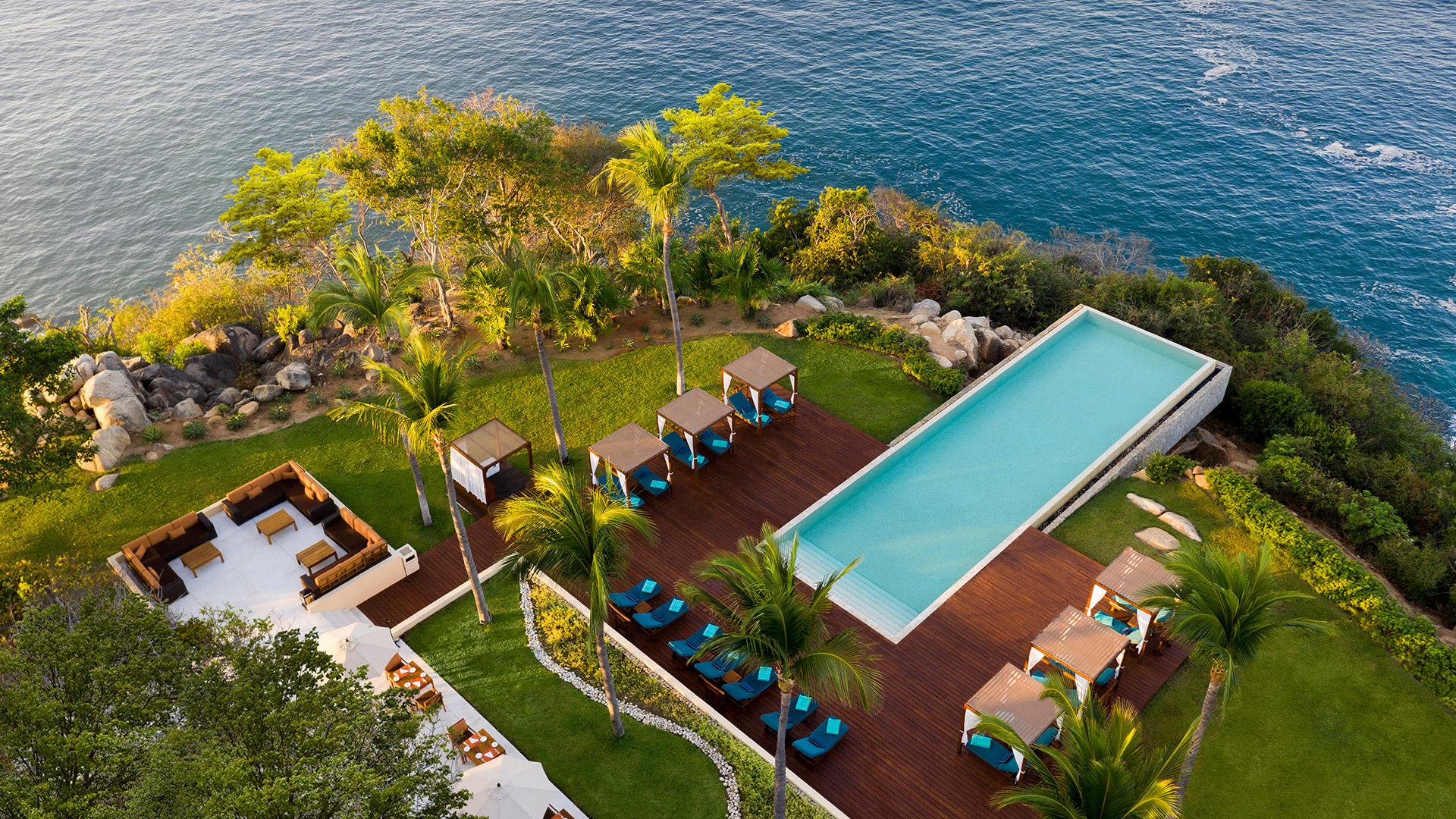 Banyan Tree Mexico Cabo Marques Dining - Reflections Pool