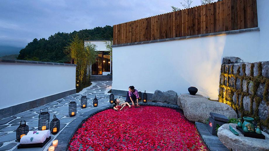 Banyan Tree China Tengchong Weddings Honeymoons 