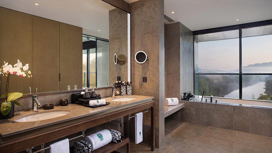 Banyan Tree China Anji Accommodation - Lake View Room Twin Bathroom