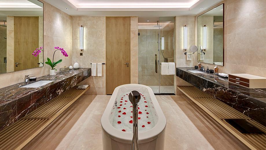 pavilion-suite_bathroom