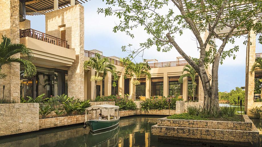 Banyan Tree Mexico Mayakoba Dining - Tapas Cruise View