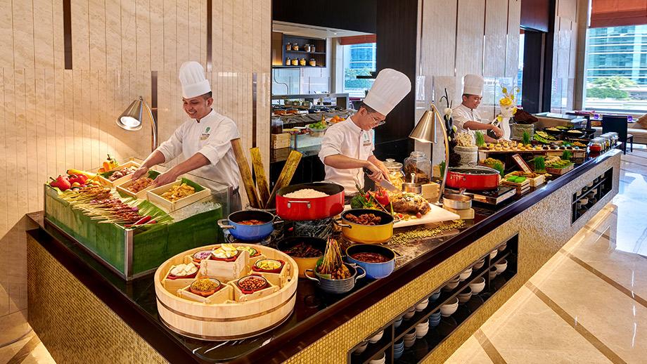 Banyan Tree Malaysia Pavilion Hotel Dining - Courtyard Buffet