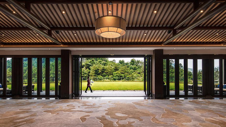 Banyan Tree China Anji Wedding Packages - Destination Outdoor Lawn