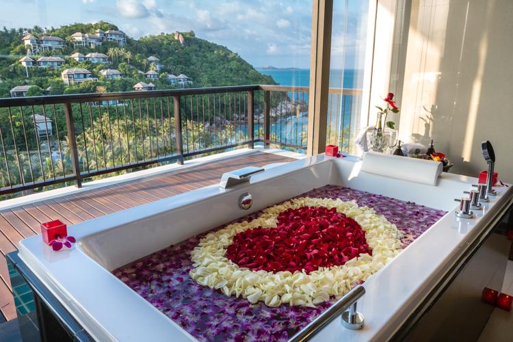 Banyan Tree Thailand Samui Gallery - Experiences Flower Bath