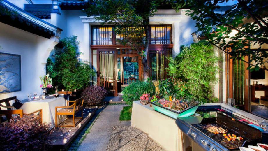 IN-VILLA BBQ