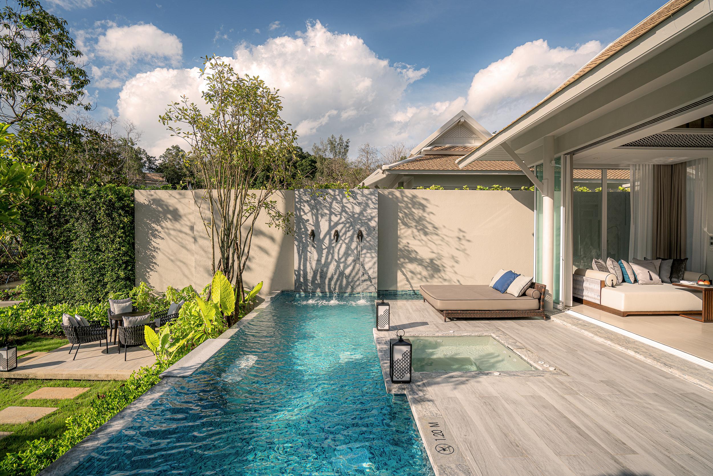 Beachfront Pool Villa