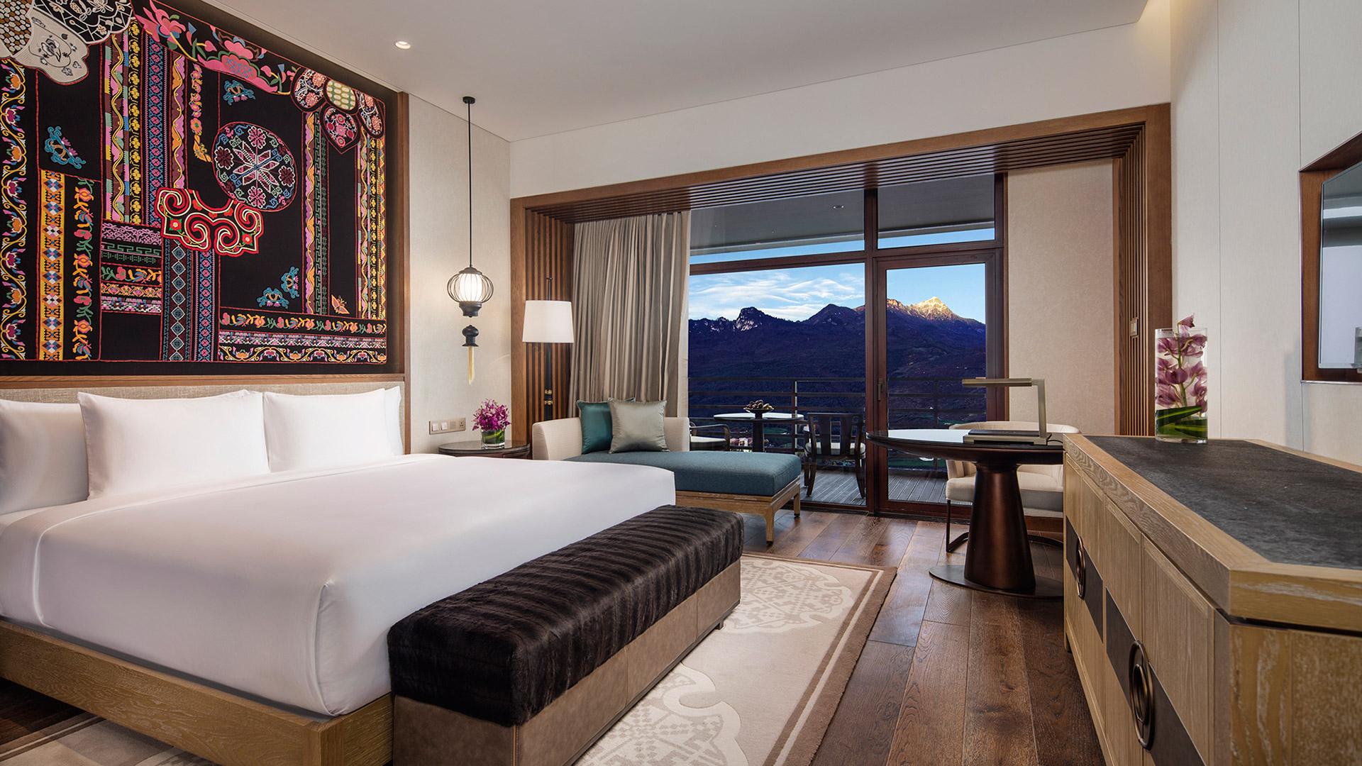 jiuzhaigou mountain room king