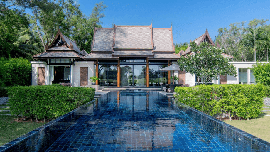 Infinity pool