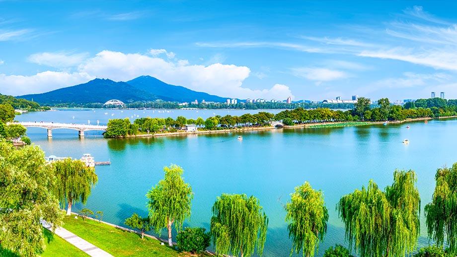 xuanwu lake park