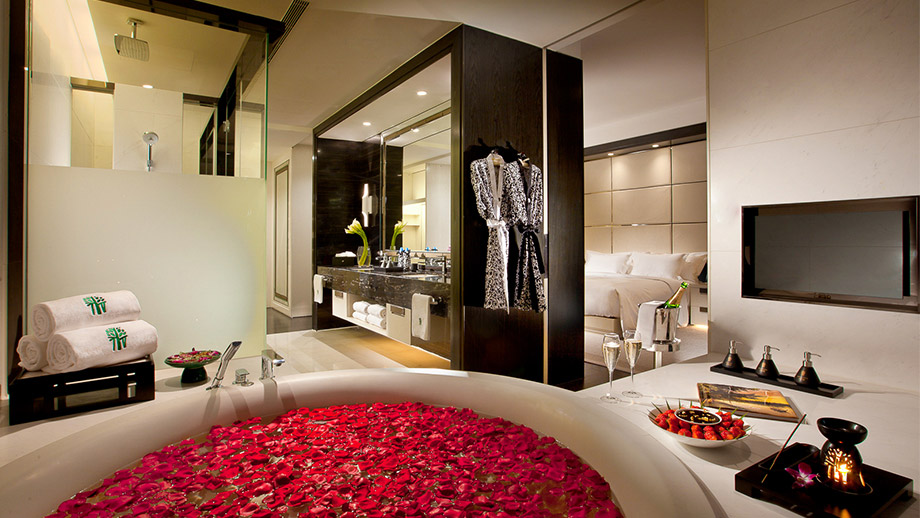 Banyan Tree China Tianjin Riverside Offers - Best Available Rate Deluxe Riverside Retreat King